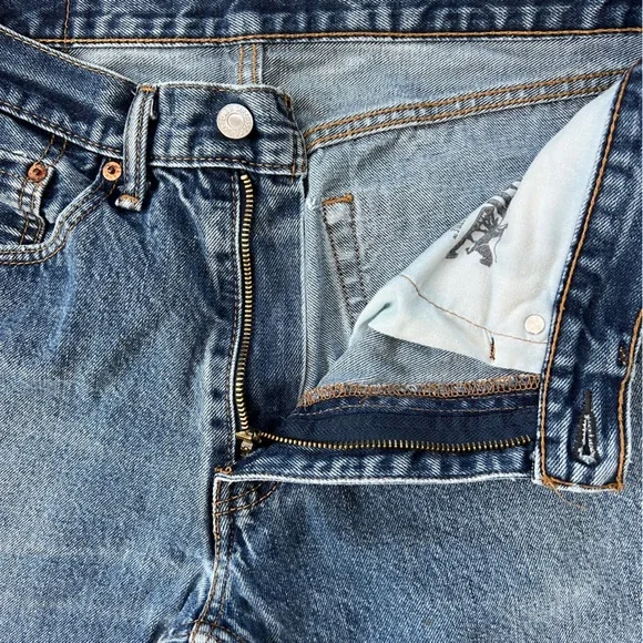Men’s Levi’s 505’s Perfectly Worn and Distressed